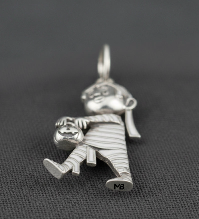 Adorable Mummy Trick-or-Treater Charm