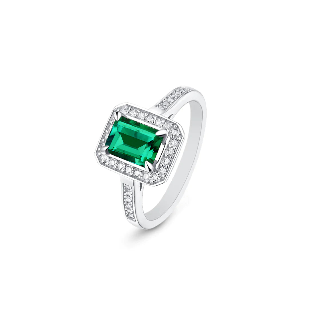 Anillo de moissanita minimalista de talla esmeralda en plata de ley 925