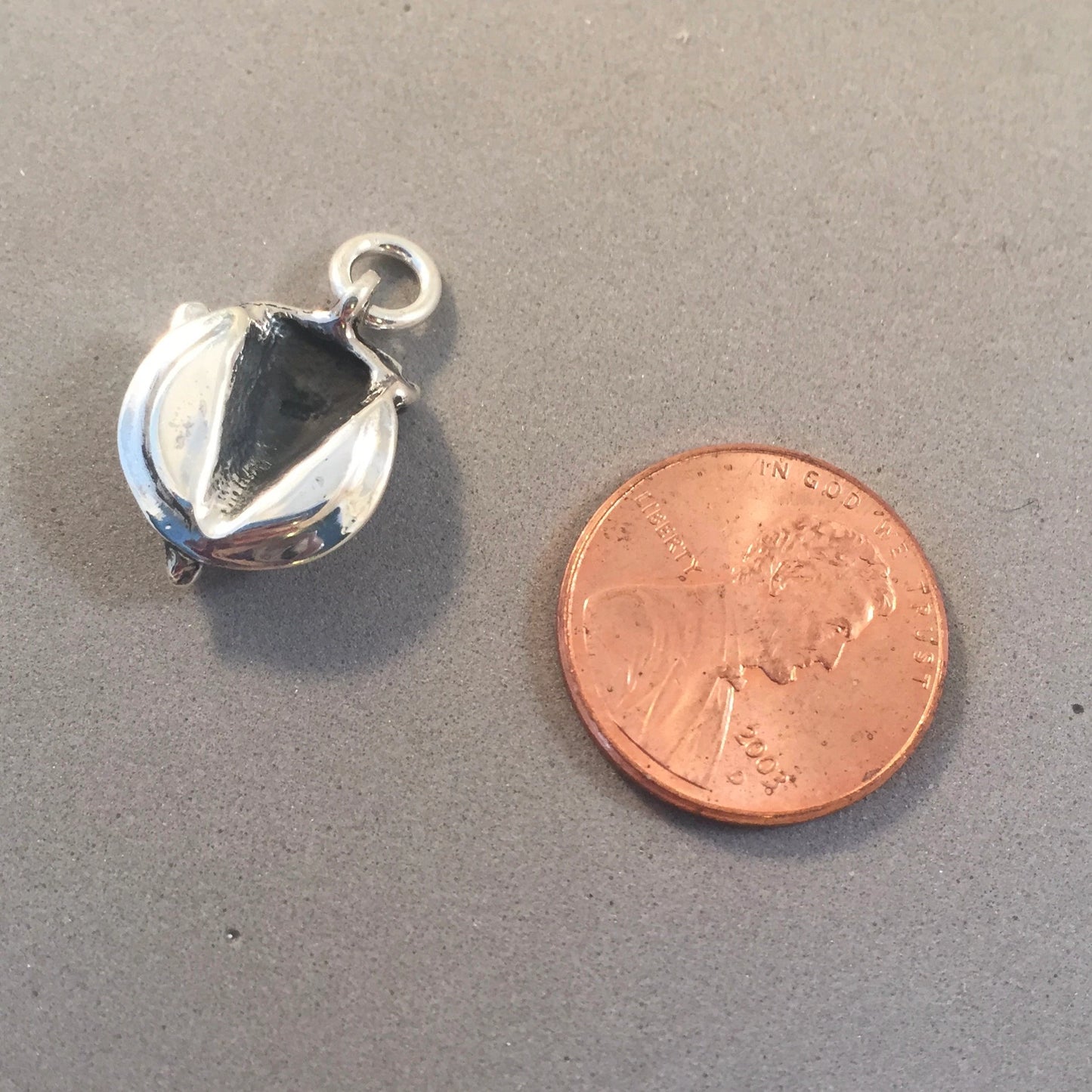 Charm de rebanada de pastel