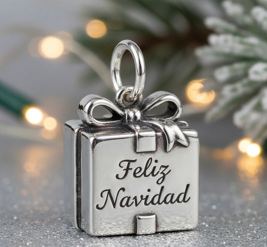 "Feliz Navidad" Present Charm