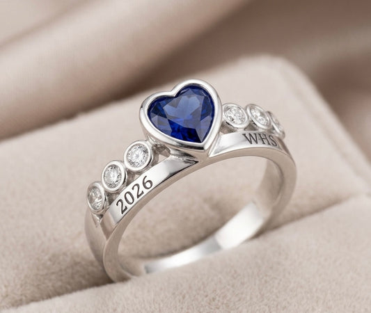 Graduates Crown Class Ring