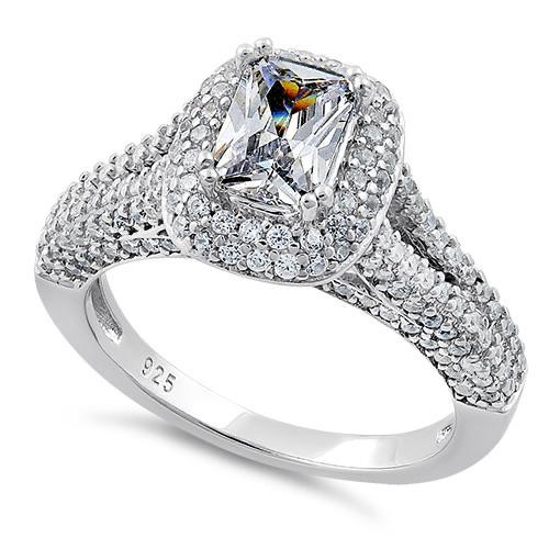 Anillo de plata de ley con circonita transparente de talla redonda y esmeralda