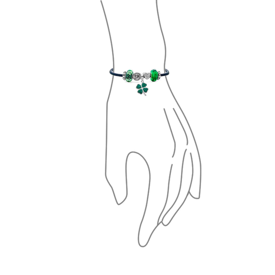 Pulsera de cuero con dije de trébol Claddagh 