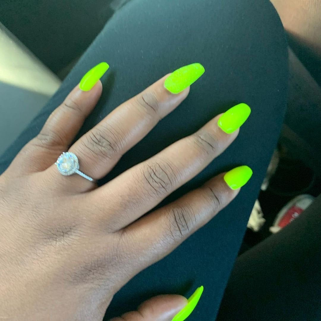 “Neon Lights” Nail Set