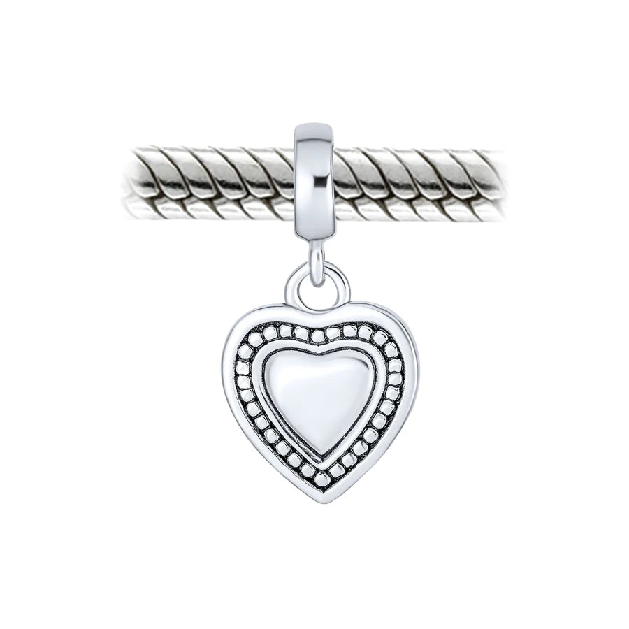 Charm con cuentas colgantes en forma de corazón estilo vintage 