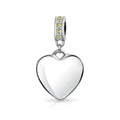 Charm con cuentas colgantes en forma de corazón con acento de cristal 